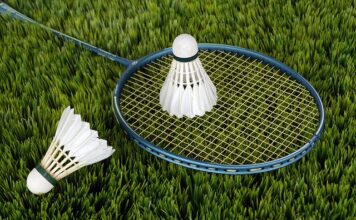 Jak się mówi na badminton?